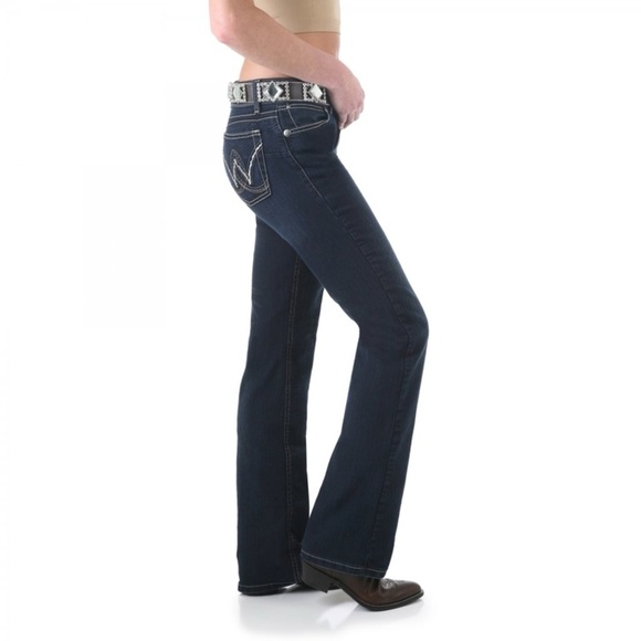 Wrangler®Booty Up™Ladies Carolina Breakaway
10MWZBR size 1/2 x36 - Picture 4 of 7